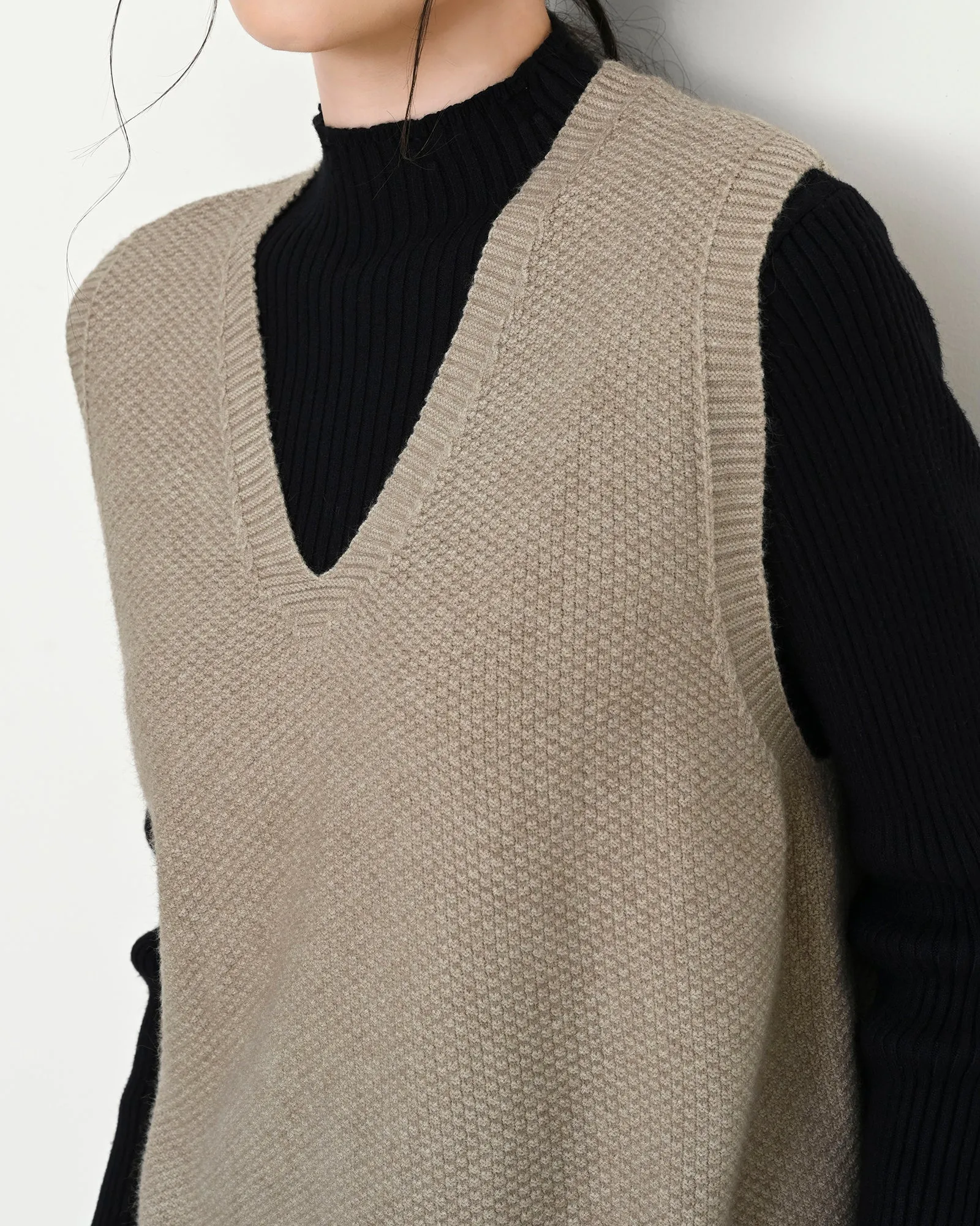 BIRDIE KNIT VEST