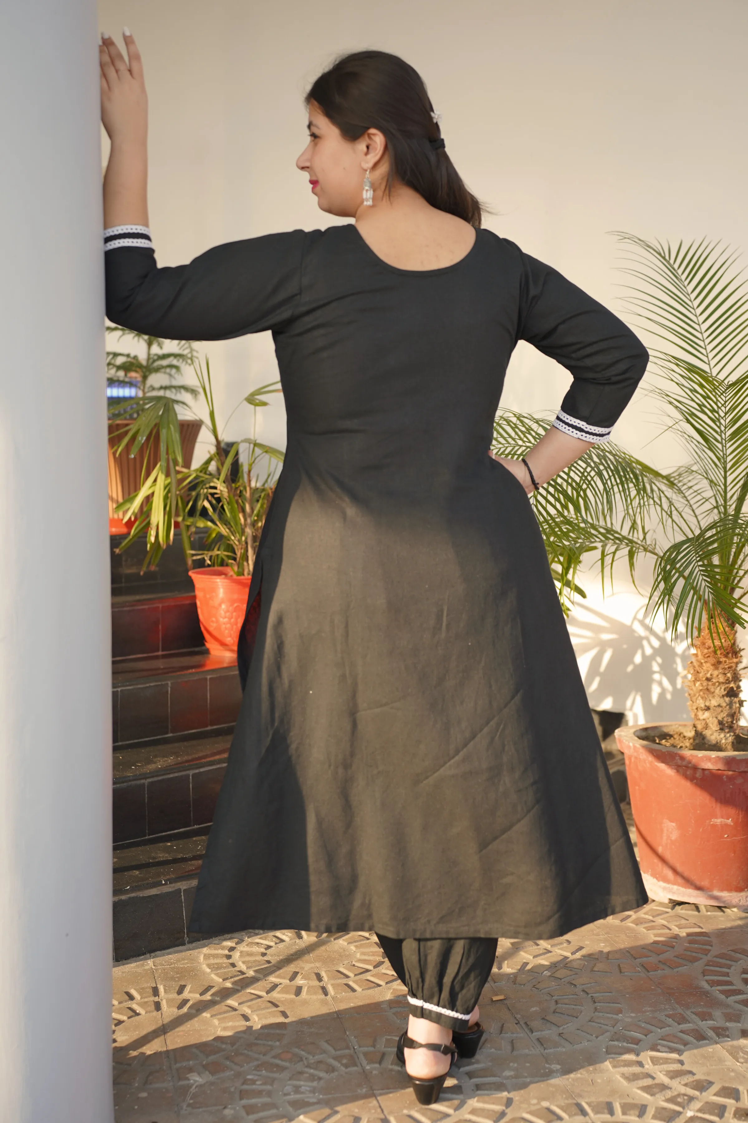 Black A-Line Cotton Linen Kurta