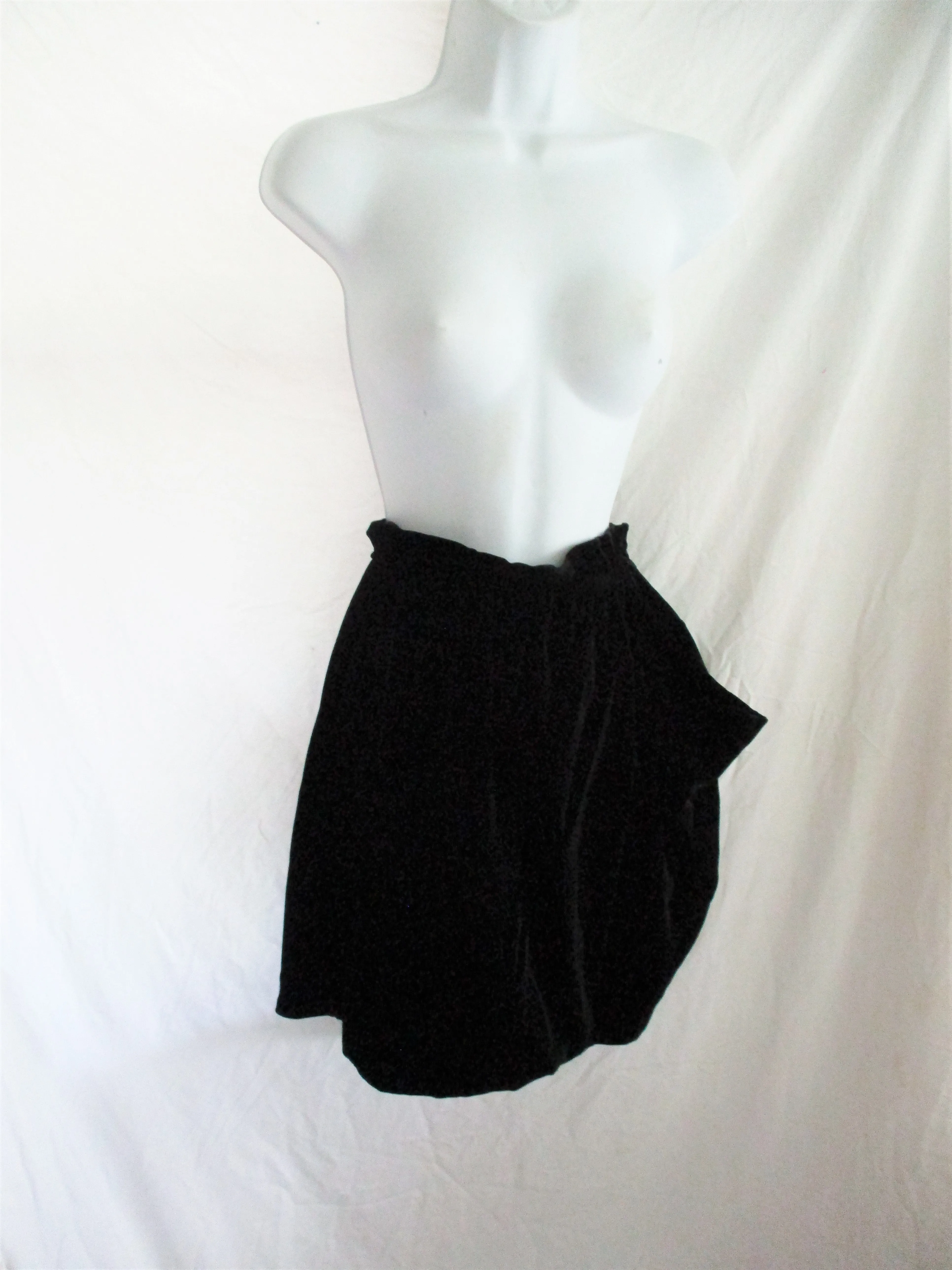 CHLOE FRANCE Pleated Ruched VELVET MINI SKIRT 38 BLACK POCKET