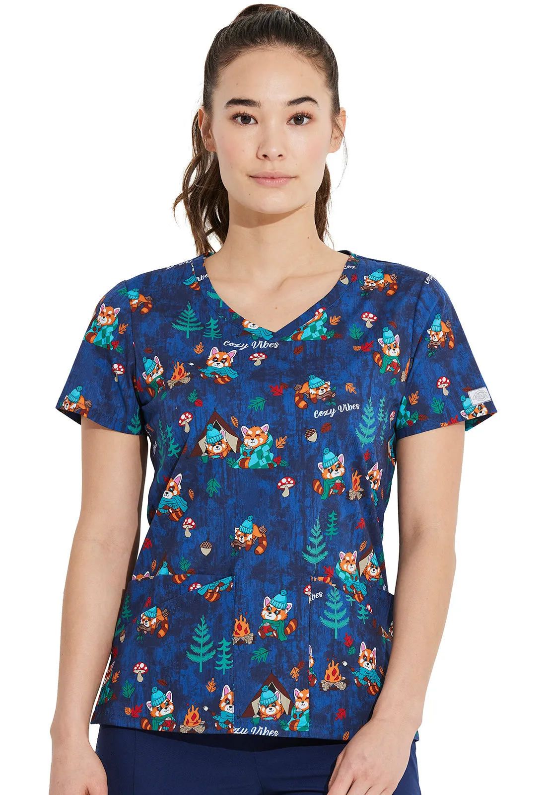 EDS Essentials - Women's V-Neck Print Top