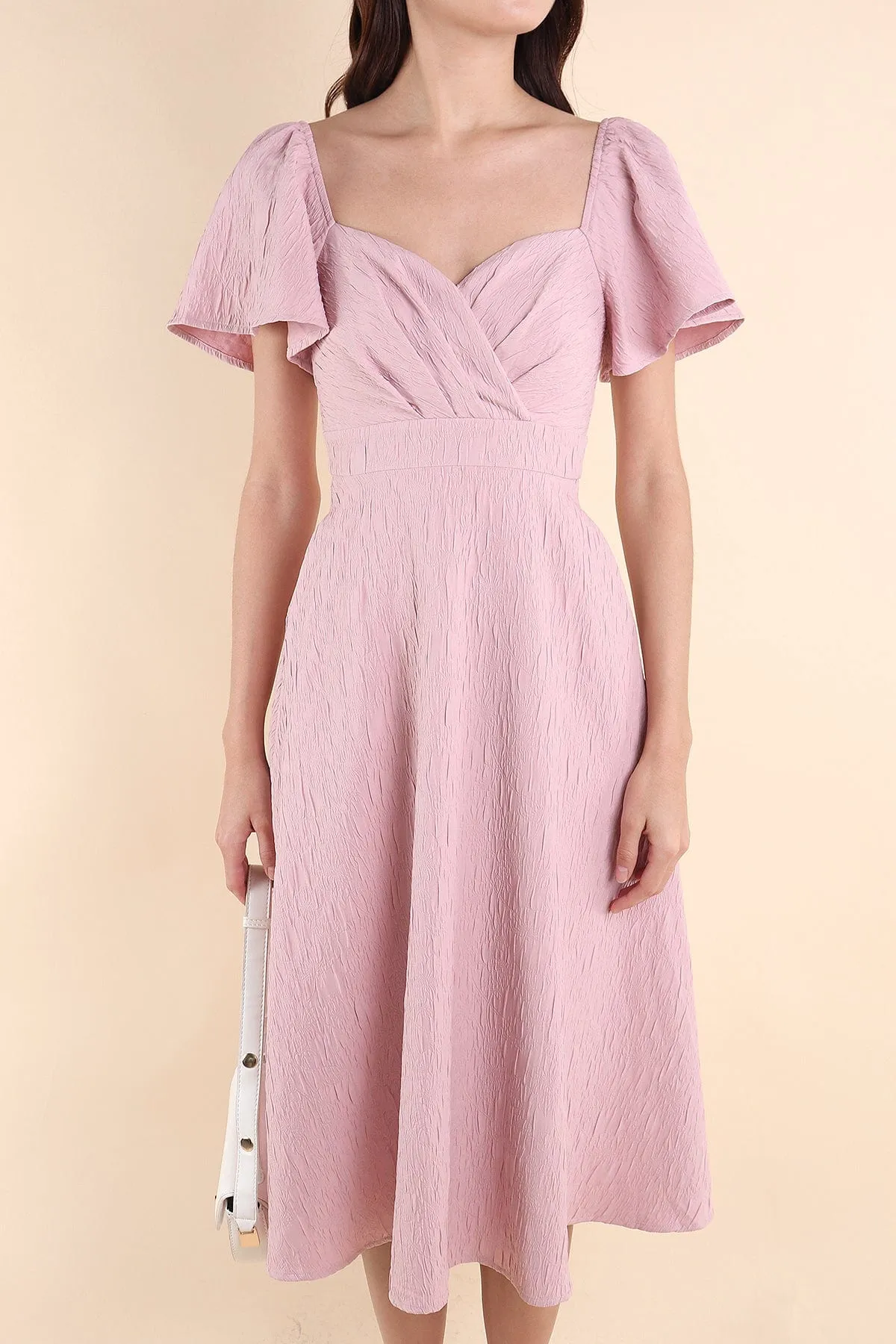 FIORA SLEEVE MIDAXI DRESS IN PINK