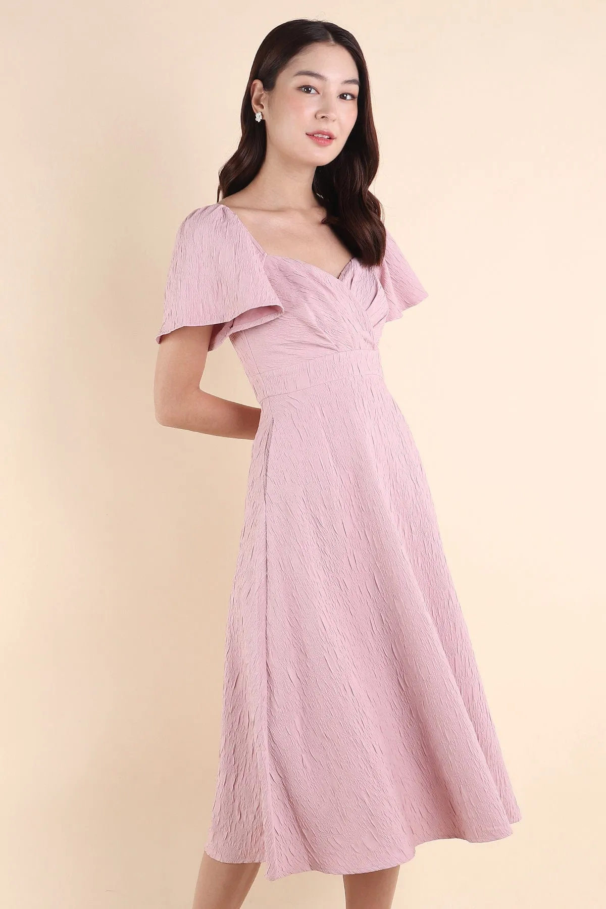 FIORA SLEEVE MIDAXI DRESS IN PINK