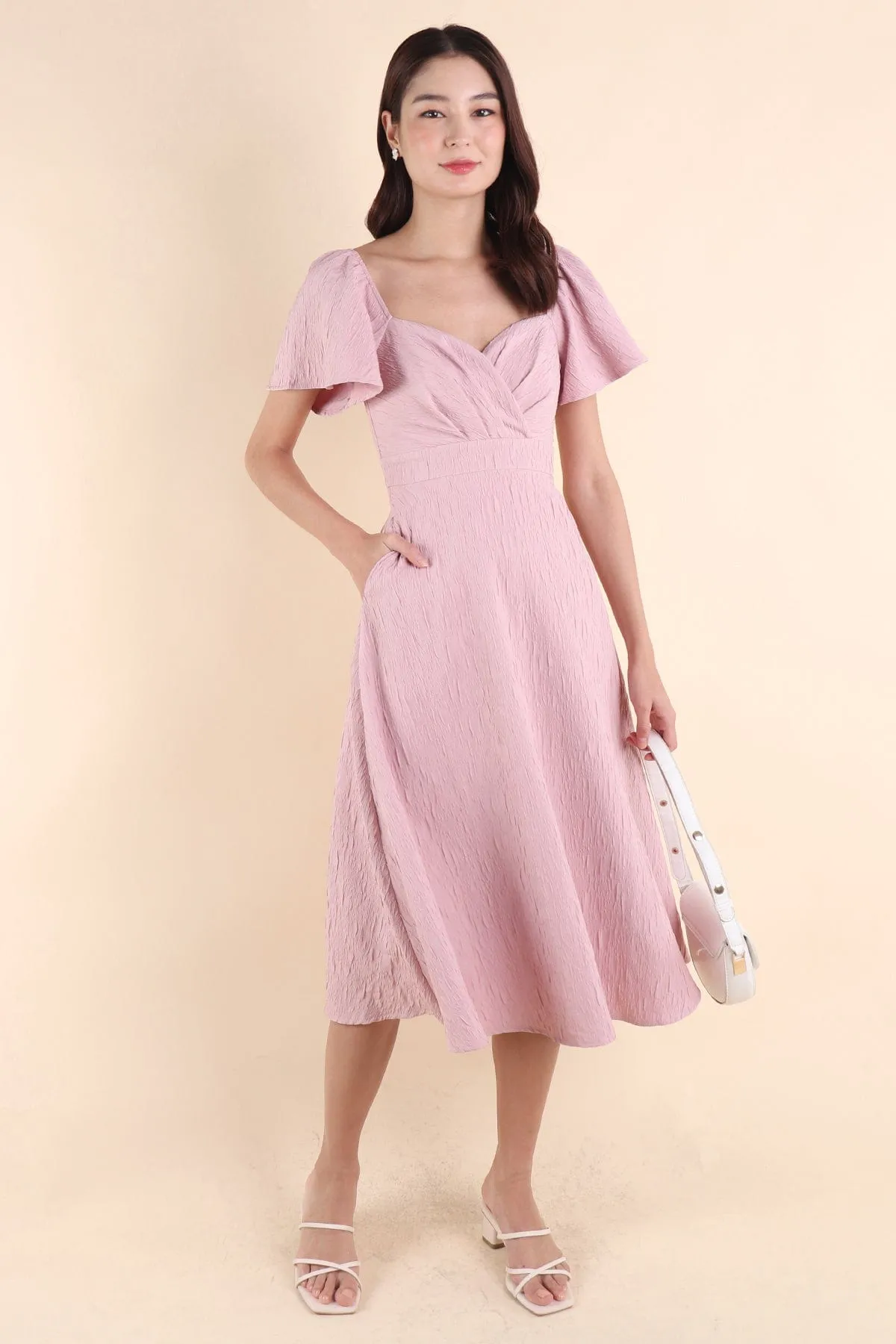 FIORA SLEEVE MIDAXI DRESS IN PINK