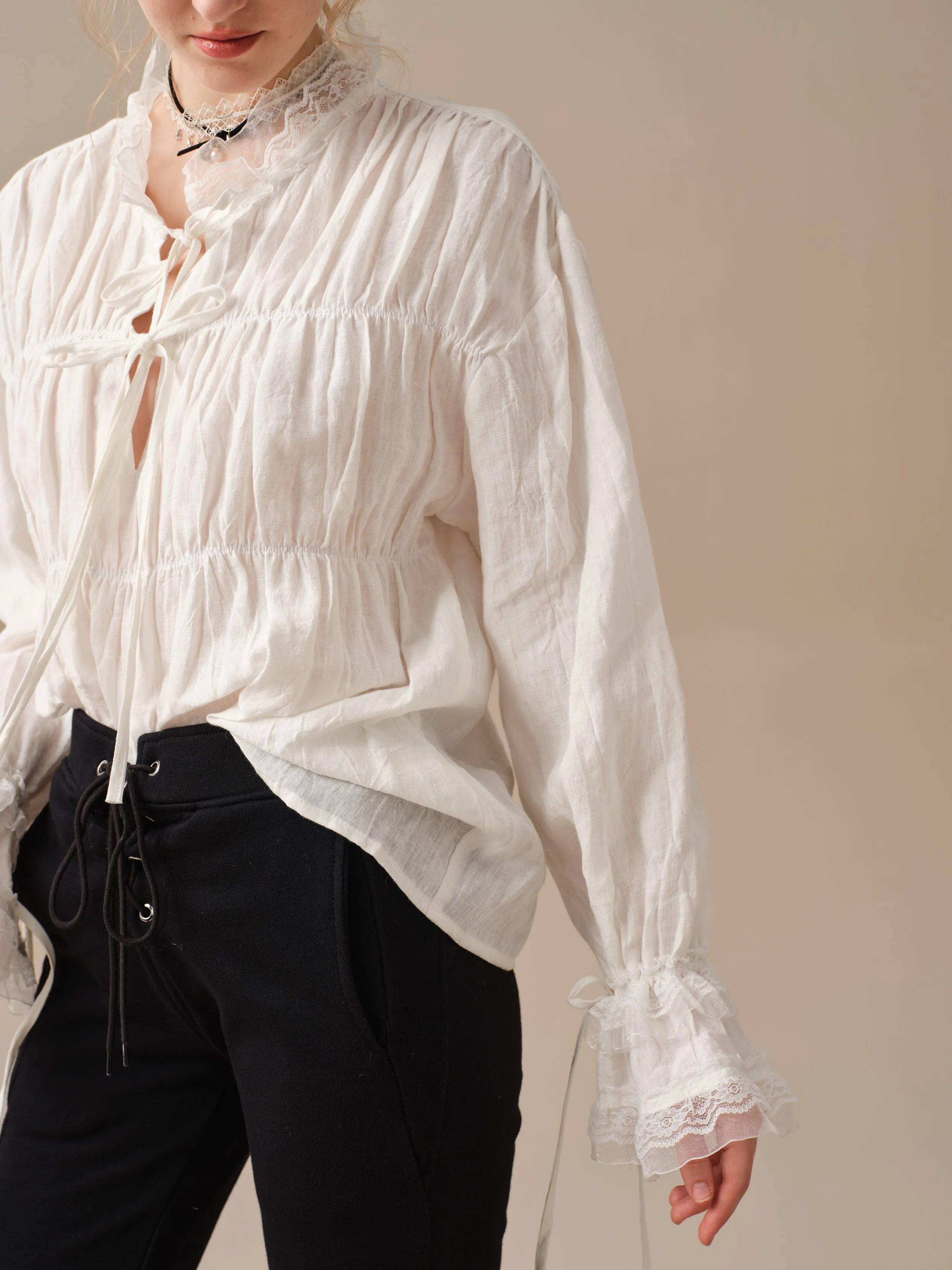 JENNIFER 33 | victorian linen blouse with lace