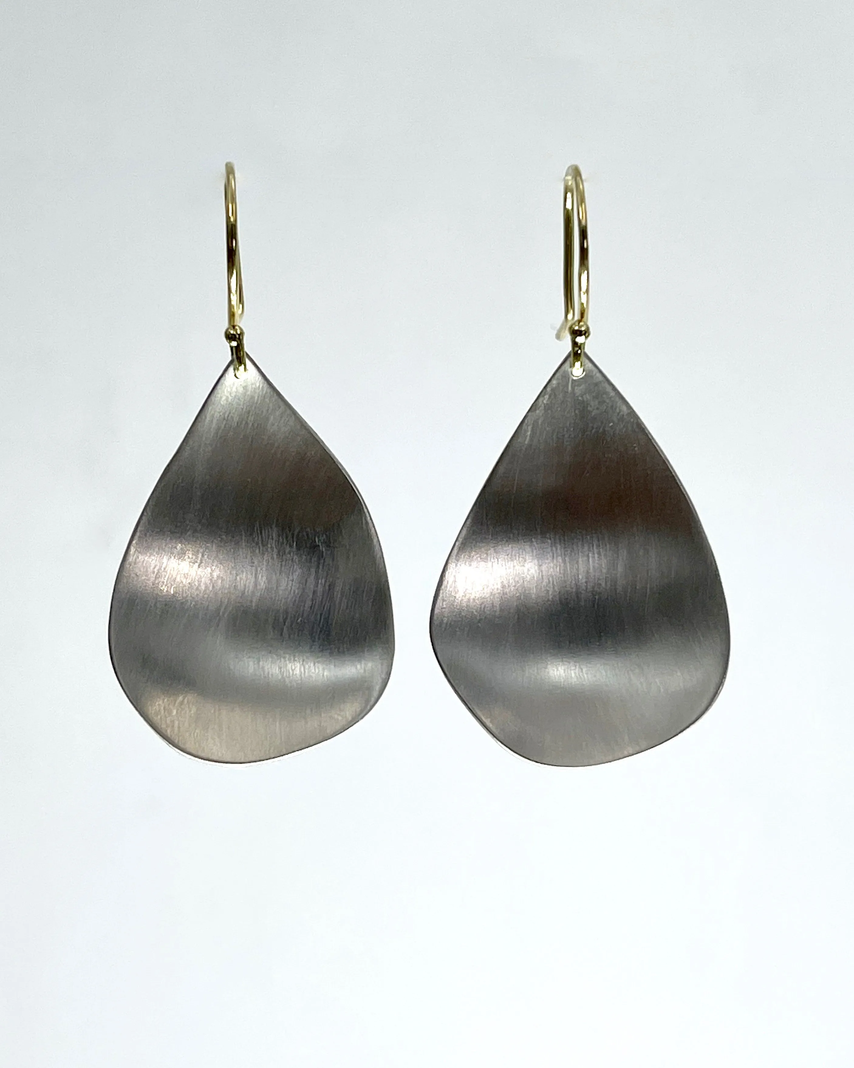 Sarah McGuire Sway Single Earrings