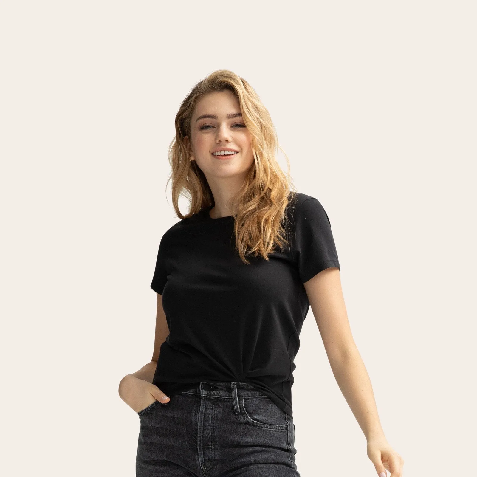 Women's Crew Neck T-Shirt & Sweatpants 4-Pack